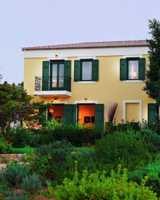 villa persephone for rent 400 squared meters 16 guests porto heli greece